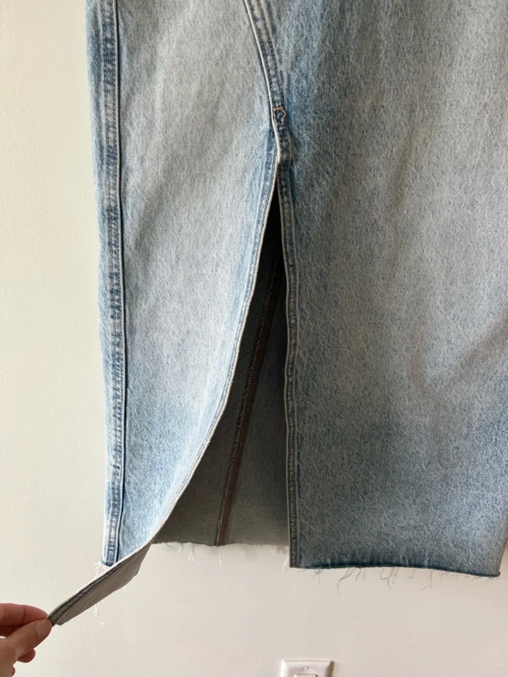 Zara Denim Skirt Front Slit Size XS - Picture 6 of 10